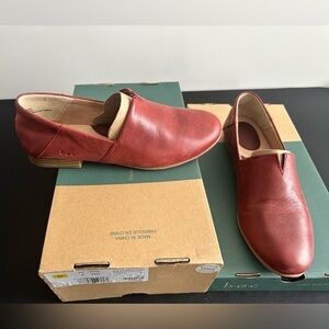 B.O.C Suree Leather Flat Loafer